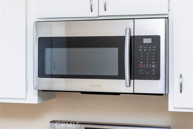 4436 Sandburg Way, Irvine CA: https://media.crmls.org/medias/2f05f702-af7a-4738-8e15-59503f0602e9.jpg