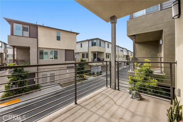 Detail Gallery Image 11 of 21 For 1567 Lima Way #1,  Placentia,  CA 92870 - 3 Beds | 2/1 Baths