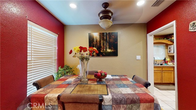 Detail Gallery Image 6 of 9 For 1378 Roxbury Dr, San Bernardino,  CA 92404 - 3 Beds | 1 Baths