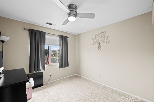 Detail Gallery Image 12 of 28 For 43195 Martina Ct, Temecula,  CA 92592 - 4 Beds | 2/1 Baths