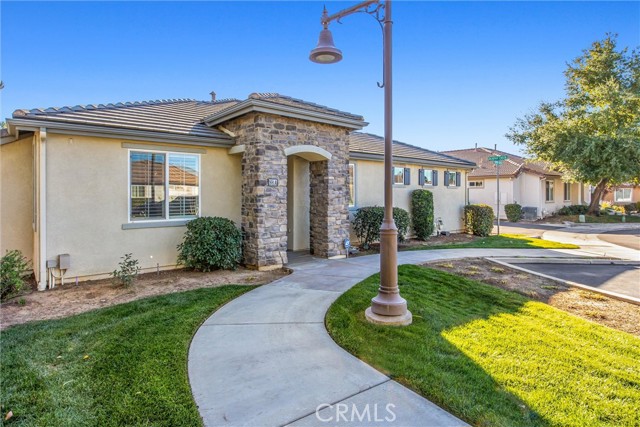 Detail Gallery Image 4 of 41 For 1681 Beaver Creek a,  Beaumont,  CA 92223 - 2 Beds | 2 Baths