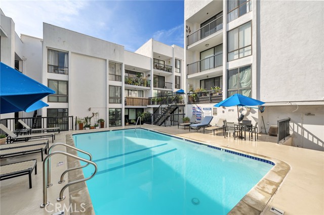 Detail Gallery Image 14 of 17 For 906 N Doheny Dr #318,  West Hollywood,  CA 90069 - 1 Beds | 1 Baths