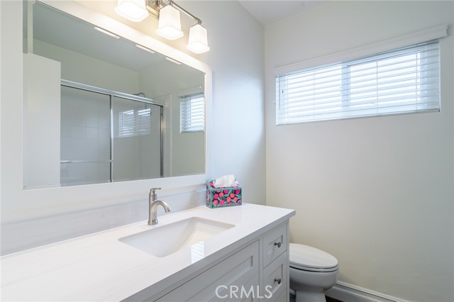 320 1/2 Coral Avenue, Newport Beach CA: https://media.crmls.org/medias/2f0ac287-dc25-4a68-811a-5f7e6c062fc8.jpg