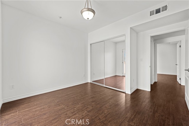 5633 Carlton Way, Hollywood CA: https://media.crmls.org/medias/2f0b6e47-1100-47d5-a601-60a3f4d7b853.jpg