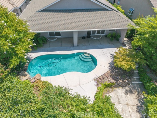 43 Edgewater Court, Chico CA: https://media.crmls.org/medias/2f0d9b35-326d-4de8-93dc-f9b8ef3620d1.jpg