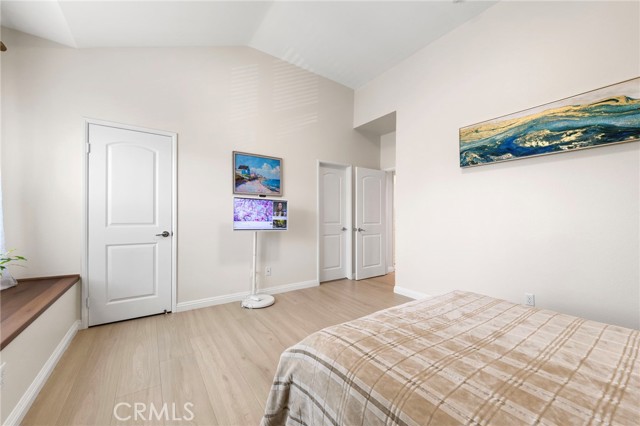 Image 17 of 38 For 8692 Belmont Street A