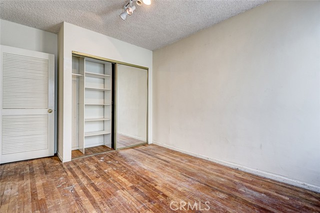 Detail Gallery Image 11 of 35 For 340 Avenue F, Redondo Beach,  CA 90277 - 3 Beds | 2 Baths