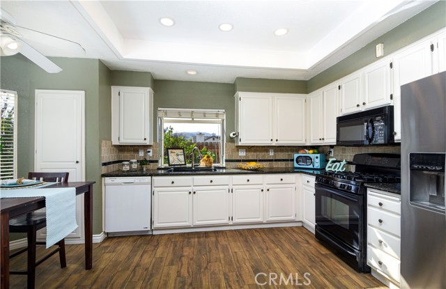 Detail Gallery Image 13 of 36 For 23025 Twinflower, Wildomar,  CA 92595 - 4 Beds | 2 Baths