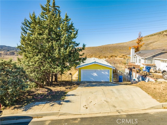 Detail Gallery Image 5 of 33 For 42839 Leadhill Dr, Lake Hughes,  CA 93532 - 2 Beds | 2 Baths