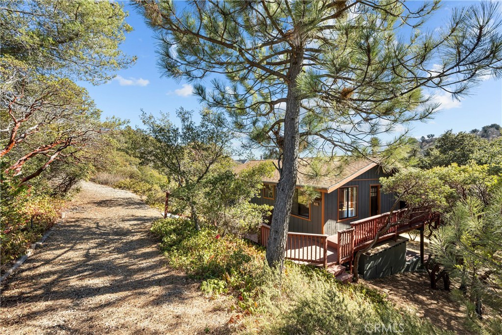 835 Woodlawn Drive
