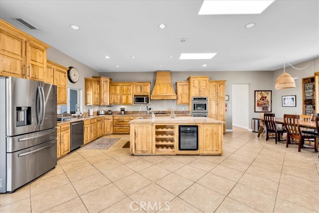 7423 Juniper Road, Joshua Tree CA: https://media.crmls.org/medias/2f10f026-dec6-4a5e-ab31-24f50dd5b0f1.jpg