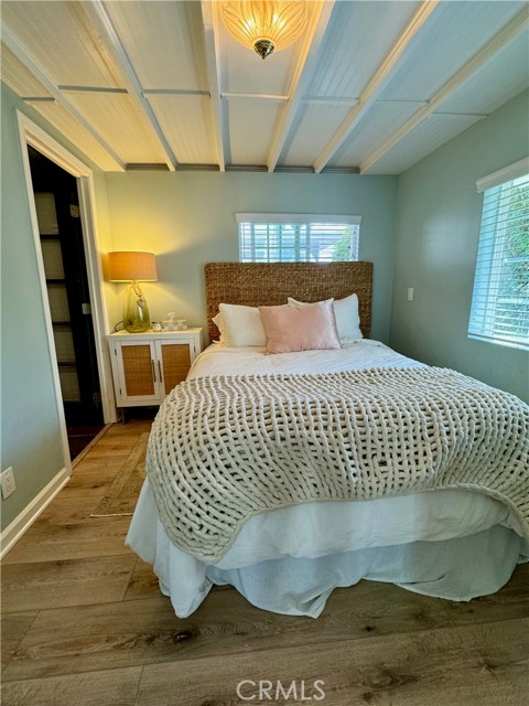 437 Cypress Drive, Laguna Beach CA: https://media.crmls.org/medias/2f110401-21e2-44cf-855a-59fade503f51.jpg