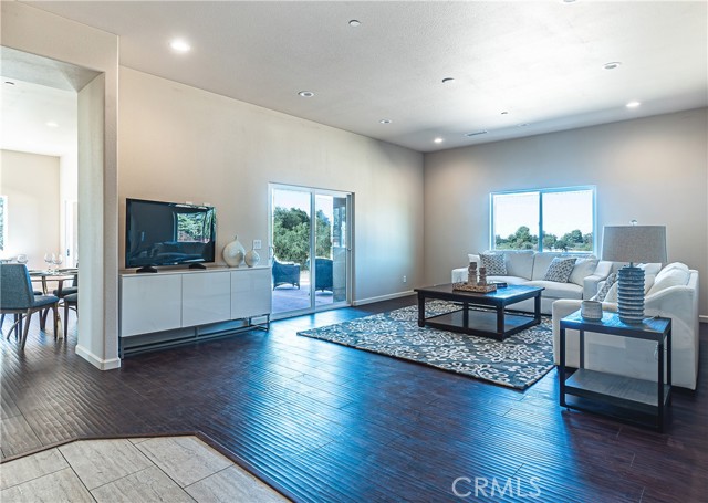 Detail Gallery Image 22 of 52 For 35761 Brookwood Ct, Yucaipa,  CA 92399 - 5 Beds | 4/1 Baths