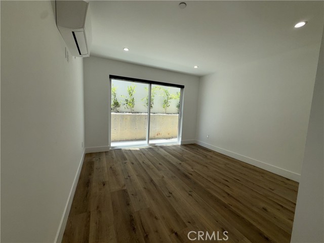 4454 Clinton Street, Los Angeles, California 90004, 1 Bedroom Bedrooms, ,1 BathroomBathrooms,Residential Lease,For Rent,4454 Clinton Street,CRSR25162028