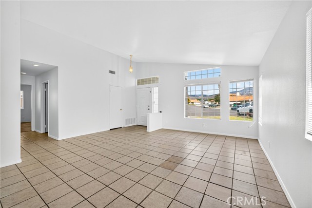 Detail Gallery Image 5 of 38 For 25181 Avocet, Hemet,  CA 92544 - 3 Beds | 2 Baths