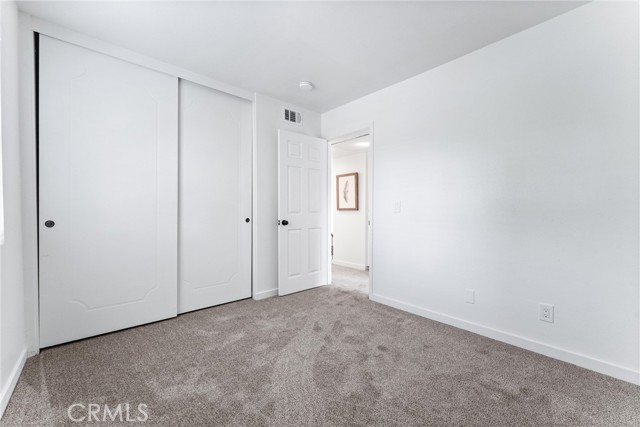 2514 Monte Carlo Drive, Santa Ana CA: https://media.crmls.org/medias/2f13ddaf-80f4-42e0-a35a-f452052df84d.jpg