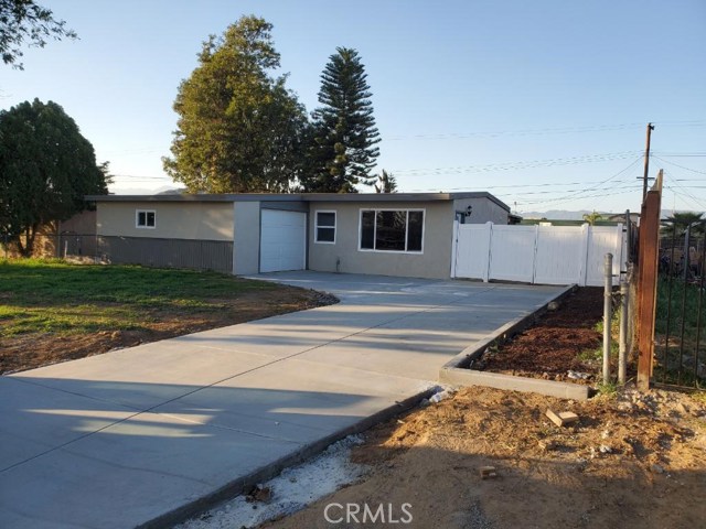 785 Arliss St, Riverside, CA 92507