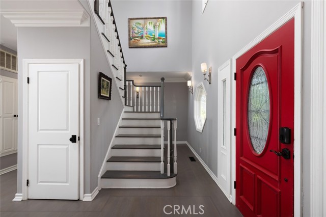 10762 Meads, Orange CA: https://media.crmls.org/medias/2f146bb4-64eb-4281-80ee-7fb82e3b325a.jpg