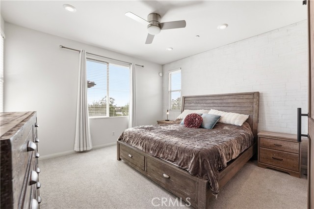 Detail Gallery Image 23 of 43 For 119 Plateau, Irvine,  CA 92618 - 3 Beds | 3 Baths