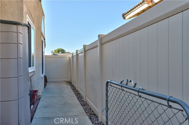 Detail Gallery Image 27 of 33 For 16820 Mediterranean Dr, Moreno Valley,  CA 92551 - 3 Beds | 2 Baths