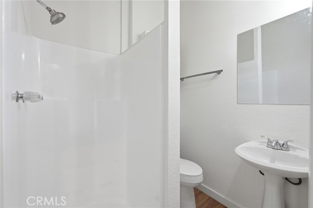 Detail Gallery Image 33 of 44 For 8647 Corbin Ave, Winnetka,  CA 91306 - 5 Beds | 3/1 Baths