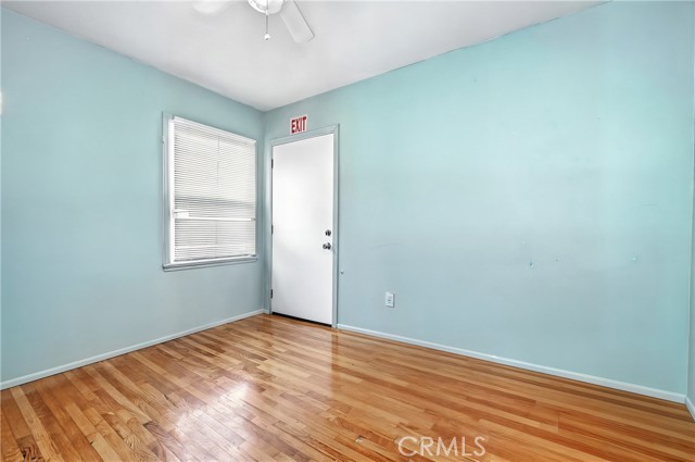 3834 West Boulevard, Los Angeles CA: https://media.crmls.org/medias/2f160a9f-5fe0-4008-9e6a-9473b7b1599b.jpg