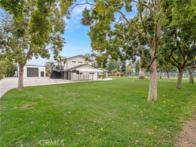 Detail Gallery Image 11 of 40 For 9226 N Fowler, Clovis,  CA 93619 - 4 Beds | 3/1 Baths