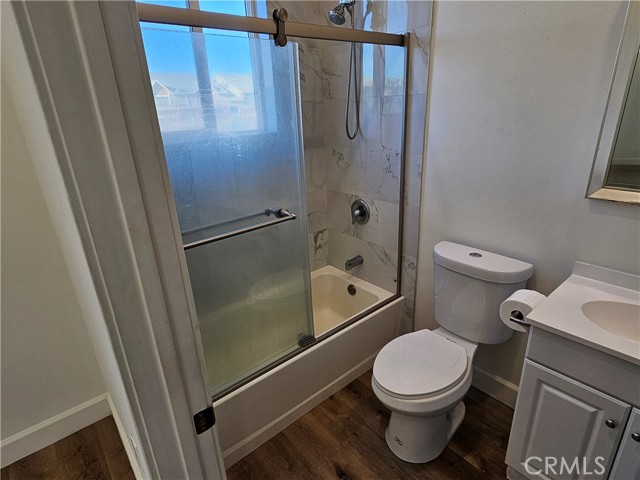 Detail Gallery Image 3 of 11 For 14550 Burbank, Sherman Oaks,  CA 91411 - – Beds | – Baths