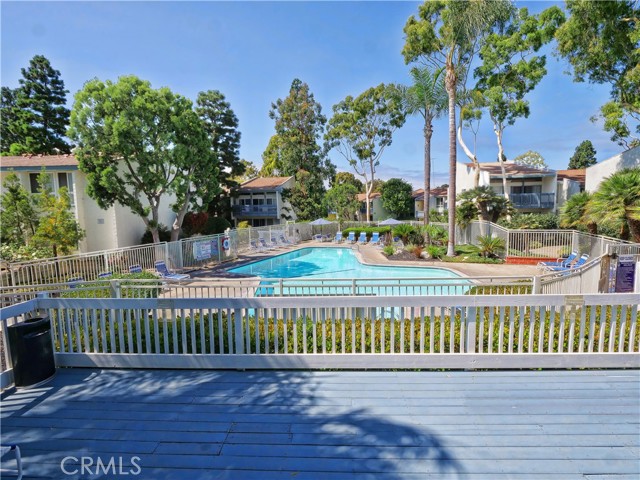 635 Prospect Avenue, Redondo Beach, California 90277, 2 Bedrooms Bedrooms, ,2 BathroomsBathrooms,Residential,For Sale,Prospect,IN25120437