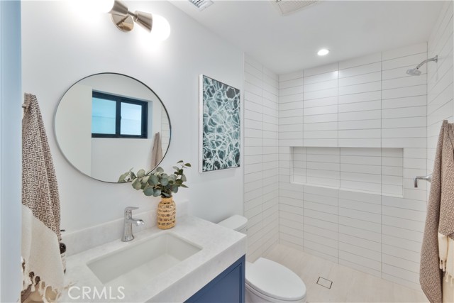 Detail Gallery Image 50 of 54 For 707 2nd St, Hermosa Beach,  CA 90254 - 4 Beds | 4/1 Baths