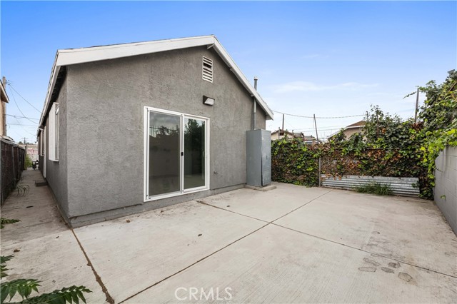 Detail Gallery Image 8 of 36 For 10962 Willowbrook Ave, Los Angeles,  CA 90059 - 3 Beds | 2 Baths