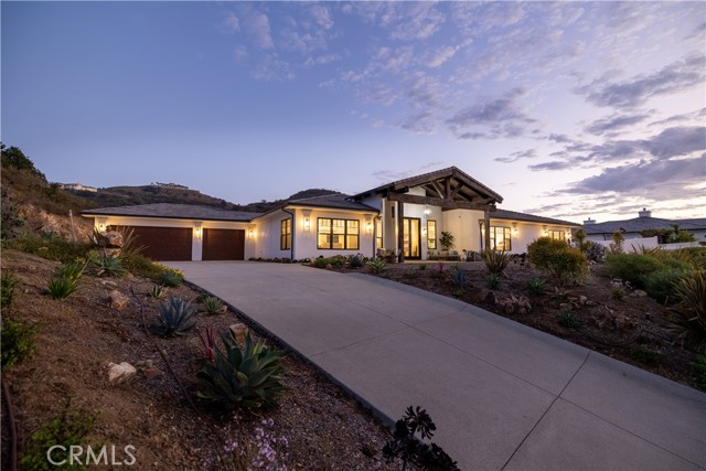 3325 Sagewood Hills Road, Vista CA: https://media.crmls.org/medias/2f1c46a9-a5ea-41fa-9e2d-7ab7cc9d8ead.jpg