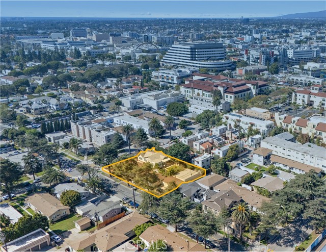 4076 Lafayette Place, Culver City CA: https://media.crmls.org/medias/2f1e873a-d47d-4c8c-b04f-3fac3ee34cd7.jpg