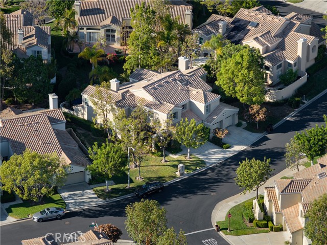 Image 30 of 59 For 33 Calle Del Norte