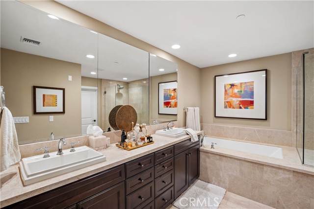 Detail Gallery Image 25 of 42 For 23500 Park Sorrento #D24,  Calabasas,  CA 91302 - 3 Beds | 3/1 Baths