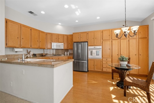 Detail Gallery Image 13 of 38 For 21522 Andorra, Mission Viejo,  CA 92692 - 2 Beds | 2/1 Baths