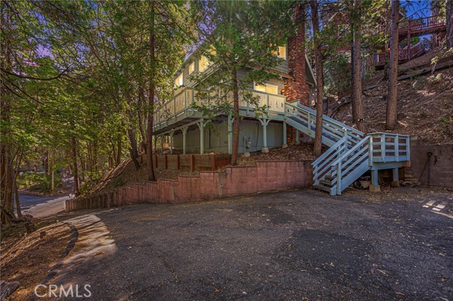 Detail Gallery Image 2 of 28 For 27941 Rainbow Dr, Lake Arrowhead,  CA 92352 - 3 Beds | 2 Baths