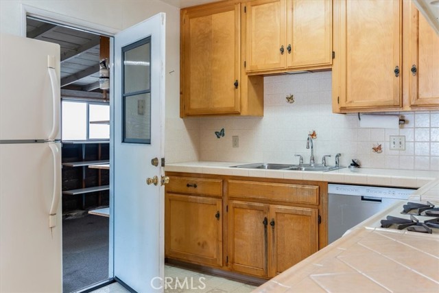 Detail Gallery Image 11 of 41 For 214 Placentia Ave, Pismo Beach,  CA 93449 - 2 Beds | 1 Baths