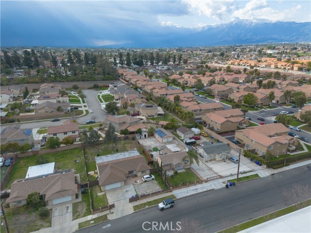 Detail Gallery Image 4 of 17 For 414 S Linden, Rialto,  CA 92376 - 2 Beds | 1 Baths