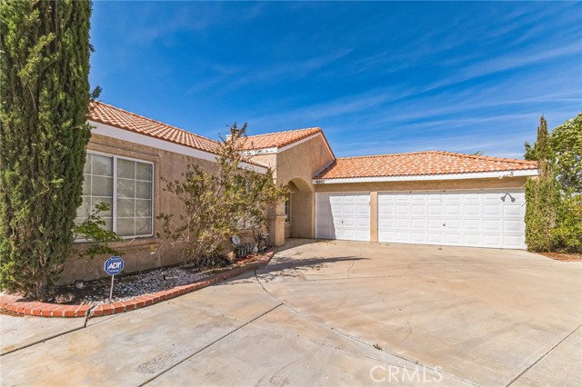 Detail Gallery Image 3 of 18 For 6012 Sandpiper  Pl, Palmdale,  CA 93552 - 4 Beds | 2 Baths