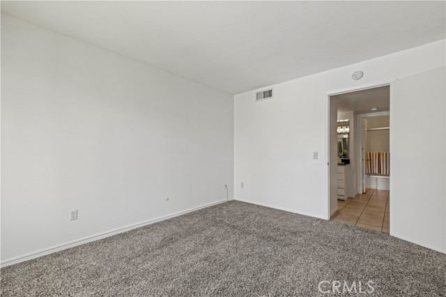 Detail Gallery Image 22 of 36 For 23515 Lyons Ave #219,  Valencia,  CA 91355 - 1 Beds | 1 Baths