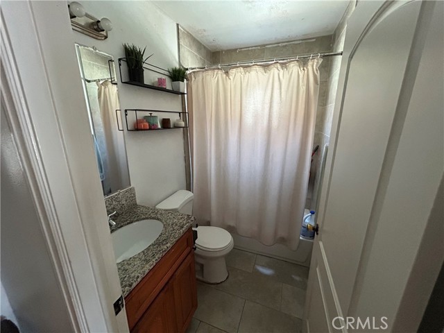 Detail Gallery Image 18 of 27 For 441 W 69th St, Los Angeles,  CA 90003 - – Beds | – Baths