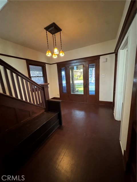 Detail Gallery Image 4 of 51 For 4478 4th St, Riverside,  CA 92501 - 5 Beds | 4 Baths