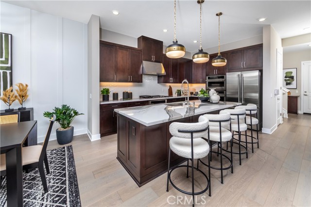 Detail Gallery Image 2 of 16 For 165 Great Park Bld, Irvine,  CA 92618 - 5 Beds | 4 Baths