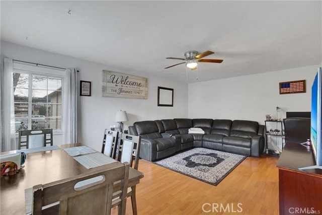 Detail Gallery Image 12 of 19 For 1303 1305 E Kingsley Ave, Pomona,  CA 91767 - 4 Beds | 2 Baths