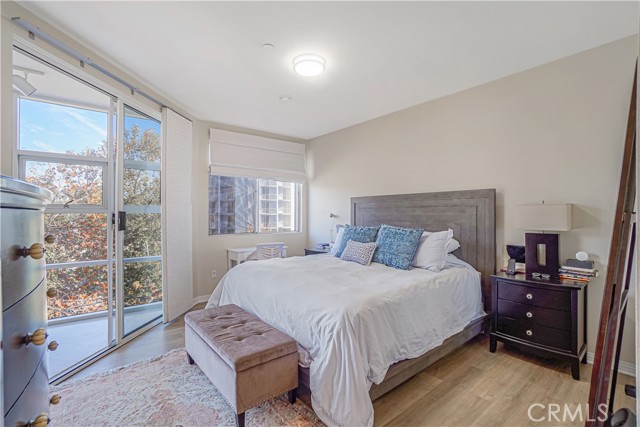 Detail Gallery Image 14 of 32 For 171 N Church Ln #403,  Los Angeles,  CA 90049 - 2 Beds | 2 Baths