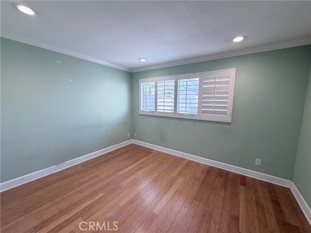 14647 Dickens, 8 photo 11