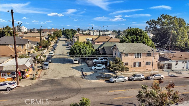 Detail Gallery Image 6 of 15 For 732 W 41st Dr, Los Angeles,  CA 90037 - – Beds | – Baths