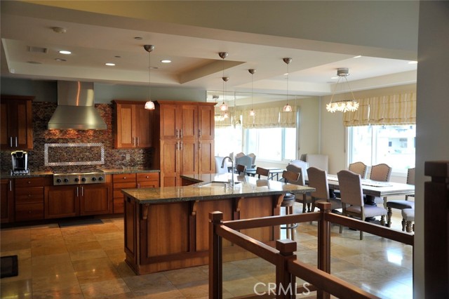 6 Pacific Vista, Laguna Beach CA: https://media.crmls.org/medias/2f22e988-24e8-4132-bd21-864c40e51074.jpg