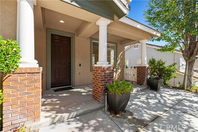 Detail Gallery Image 5 of 68 For 31205 Cherry Dr, Castaic,  CA 91384 - 5 Beds | 3 Baths